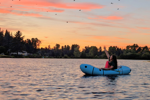 Seattle: Lake Union Kayak Tour – Small Groups, Big Views