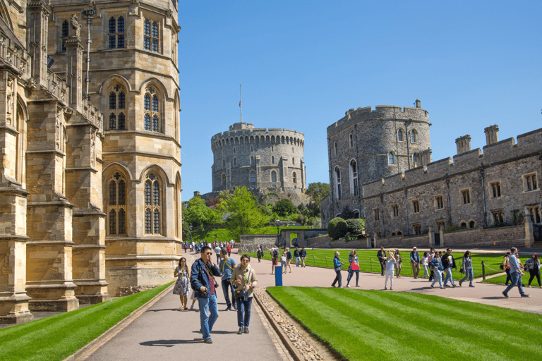 From London: Windsor Castle Half-Day Tour with Entry Ticket