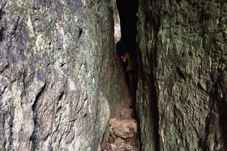 Yogyakarta: Nglanggeran Ancient Volcano Climbing Tour