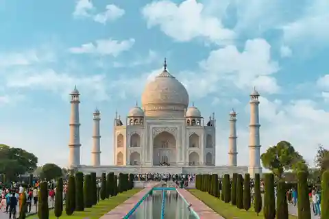 Biglietti d'ingresso prioritari per il Taj Mahal con opzioni extra