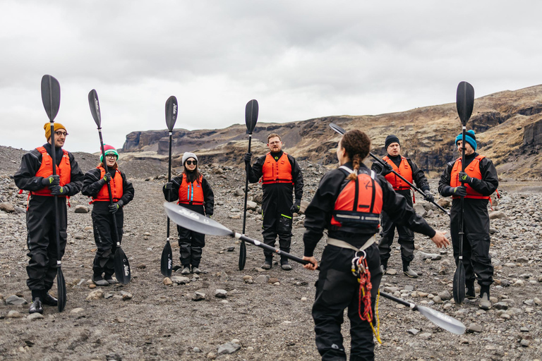 Sólheimajökull: Geführte Kajaktour auf der Gletscherlagune