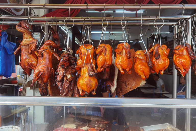 Penang Guided Day Tour with Georgetown, Batik & Beach Sunset