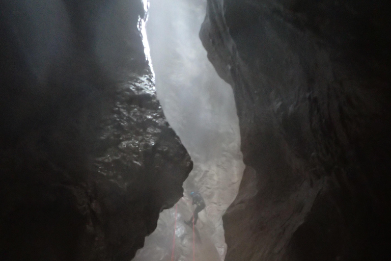 Discovery of Ternèze Canyon