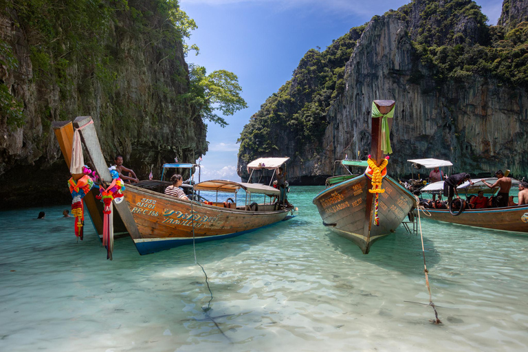 Von Phi Phi aus: Ganztagestour Maya Bay &amp; Schnorcheln mit dem Longtail