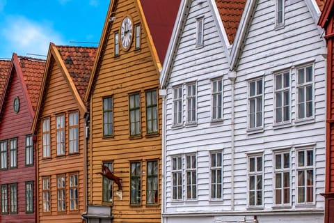 Pocket Bryggen: A Self-Guided Audio tour in Bergen