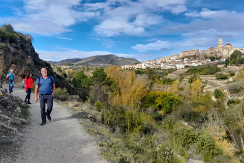 From Valencia: Peña Cortada Private Hiking Day Tour From Valencia: Peña Cortada Aqueduct Group Tour