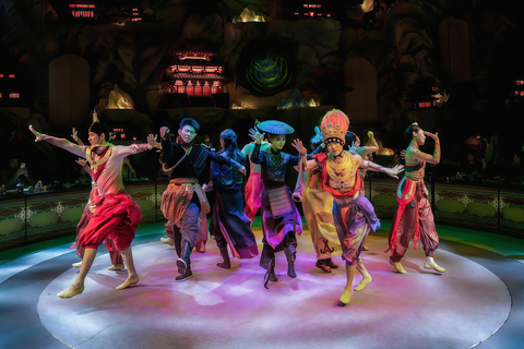 Shanghai: Dunhuang-Themed Dinner Show with Costumes VIP Seat Meal+Costume+Makeup