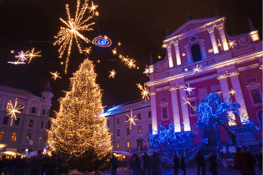 Von Triest: Ljubljana und die Magie von Weihnachten - Bustour mit Führung. Foto: GetYourGuide Von Triest: Ljubljana und die Magie von Weihnachten - Bustour mit Führung. Foto: GetYourGuide