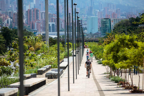 Medellín: Private Stadtführung und Comuna 13 Tour