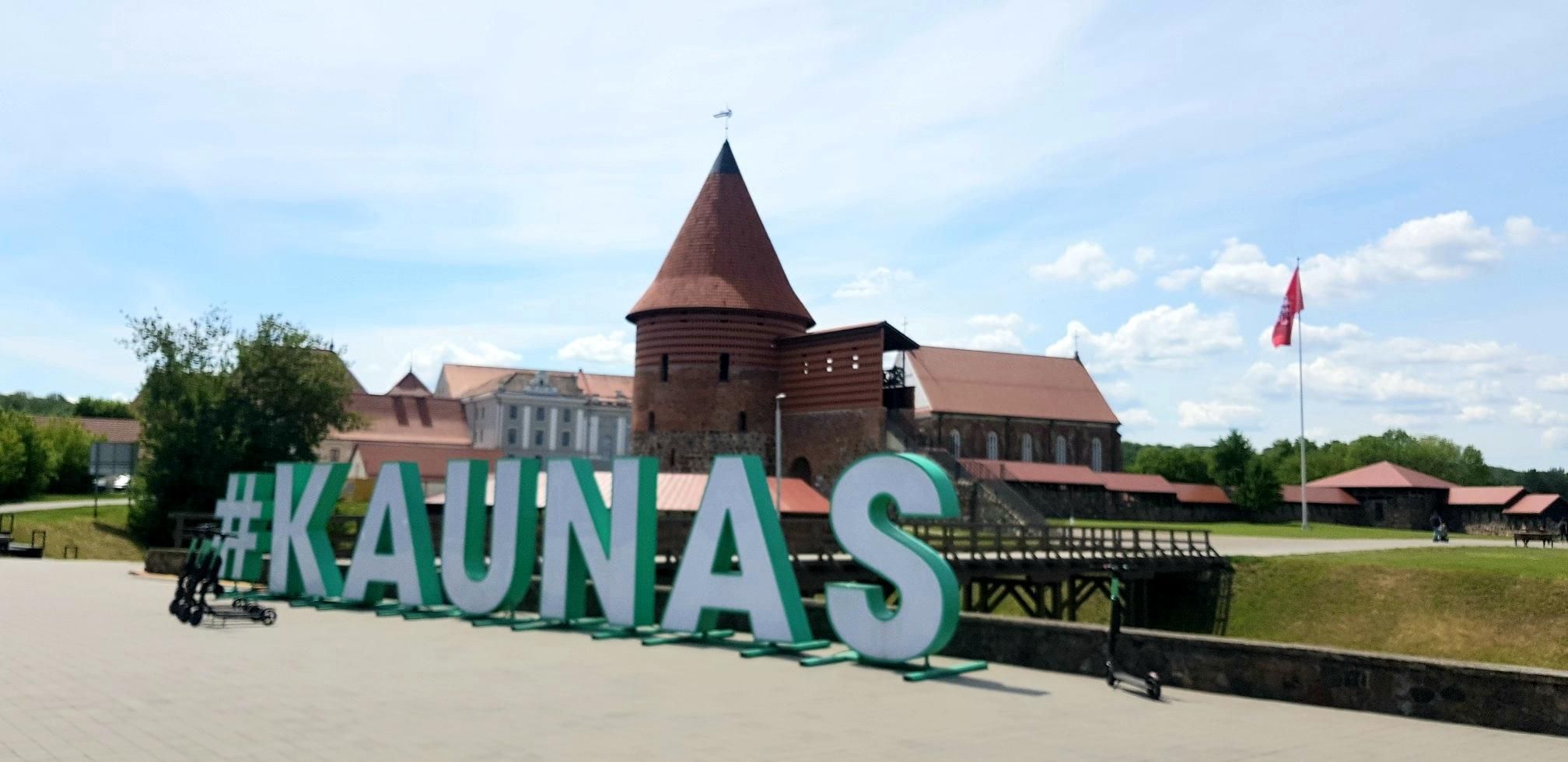 Kaunas: 1 Tag Selbstgeführte Fahrradtour mit Zugtickets
