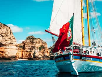 Lagos: Sailboat Trip to Ponta da Piedade