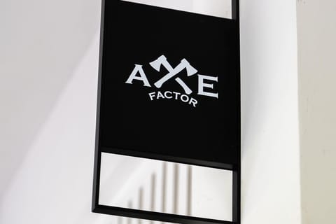 Singapore: Axe Factor (Axe Throwing Experience) - Image 2