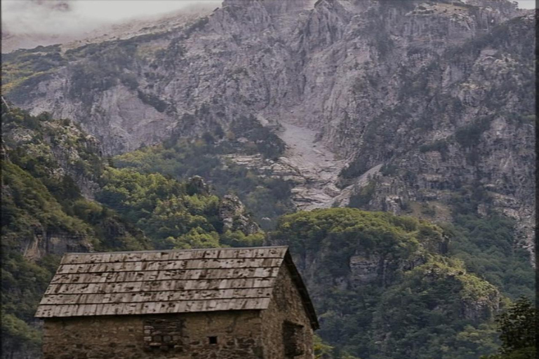 From Shkoder: Theth Full-Day-Tour, With lunch.