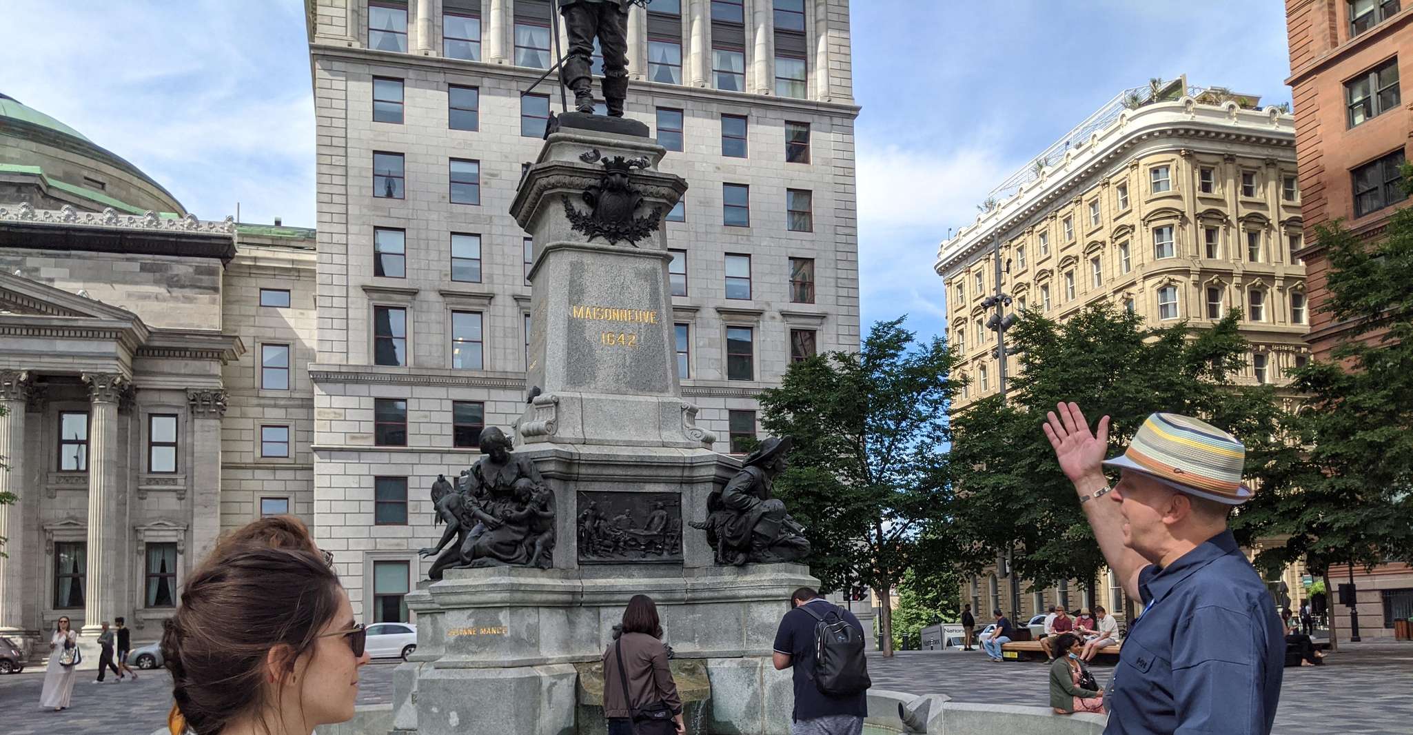 Montréal: The Original Old Montréal Walking Tour photo 10