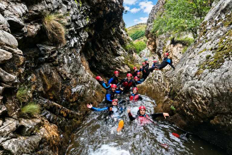 León: Guided Canyoning Adventure with Equipment Cacabillos Canyoning