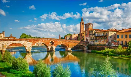 Mailand: Verona Tagestour mit einer Gardasee-Kreuzfahrt nach Sirmione