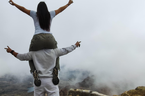 LA PAZ: TOUR GUIADO CHACALTAYA + VALE DA LUA