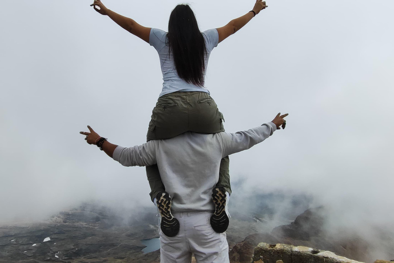 LA PAZ : VISITE GUIDÉE CHACALTAYA + VALLÉE DE LA LUNE