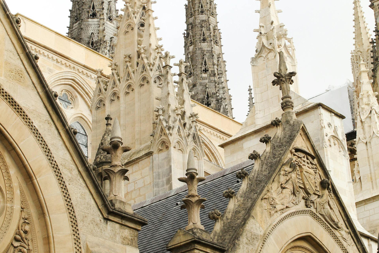 Bordeaux by Bike: Discover Bordeaux's Main Attractions on a Private Ride Bordeaux by Bike: 3-hour tour in Italian, Spanish, or German