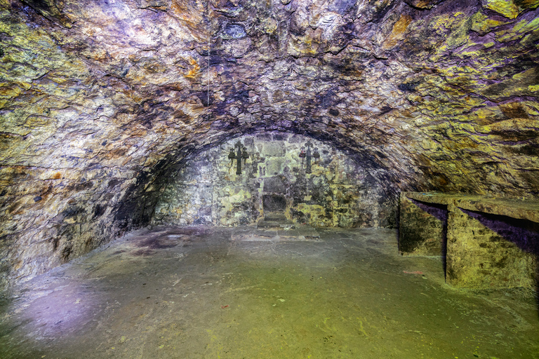 Edinburgh: Kuslig kvällstur i stadens underjordiska valvLäskig tur genom underjordiska valv