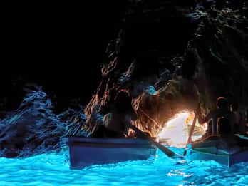 Capri: 3-Hour Private Boat Tour with Blue Grotto Visit