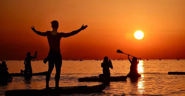 Barcelona: Paddleboarding at Sunrise. Includes: instructor, photos, equipment photo 7