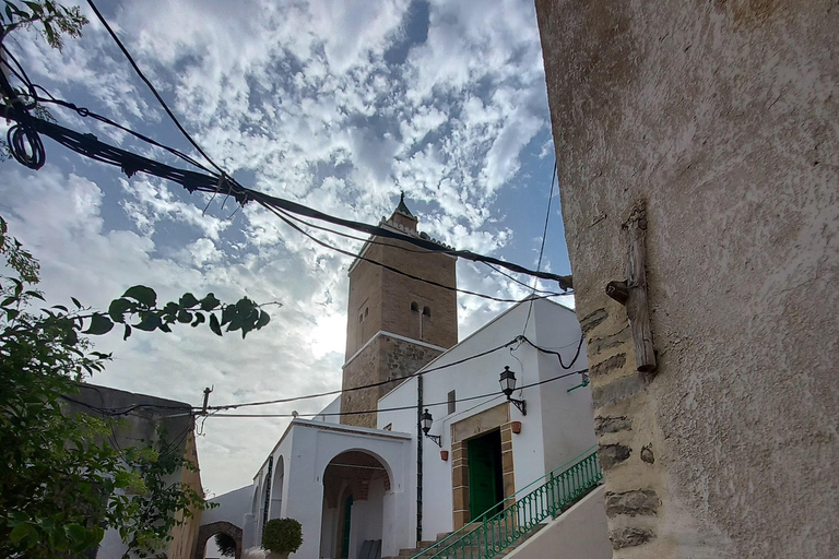 Túnez:Fuera de tiempo pueblos bereberes Tekrouna y Zriba Alia