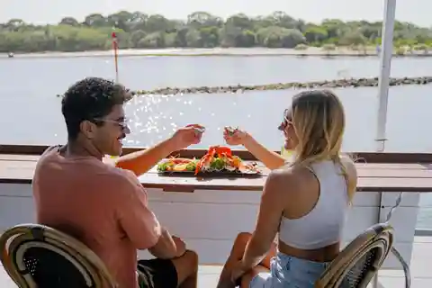 Tweed Heads: Tweed River and Rainforest Cruise with Lunch