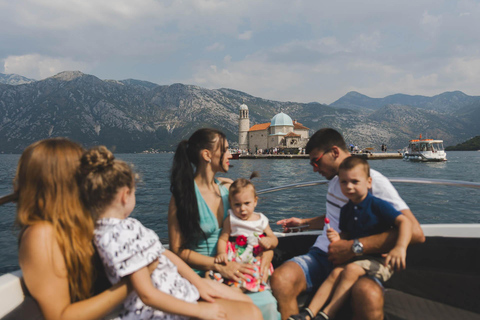 Kotor: Hop-On Hop-Off Speedboat Tour -Perast &amp; Risan