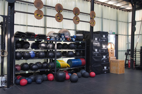 Shanghai Fitness & Culture Tour with Gym, Jade Buddha Temple