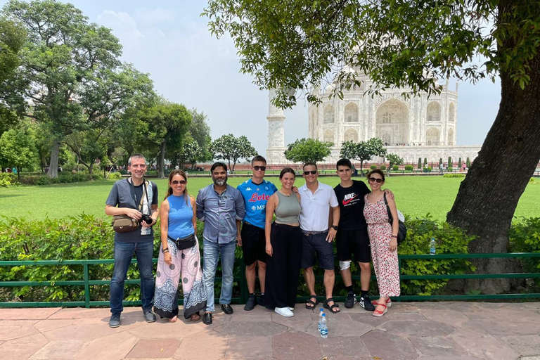 From Jaipur : Taj Mahal and Agra Tour By Car All Inclusive Private Tour with Jaipur Drop-Off Service