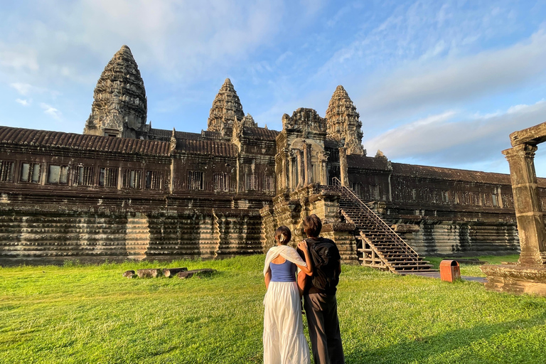 3 Days Temple Tour: Sunrise, Sunset, and Fishing Village