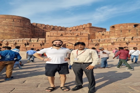 Von Delhi aus: Fort & Taj Mahal Geführte Tagestour