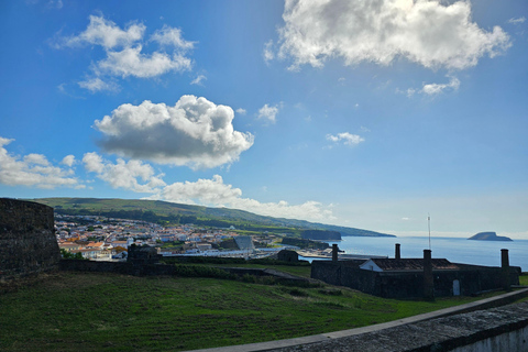 Excursão de meio dia à Ilha Terceira: Baías Encantadas com degustaçãoProgramação de inverno