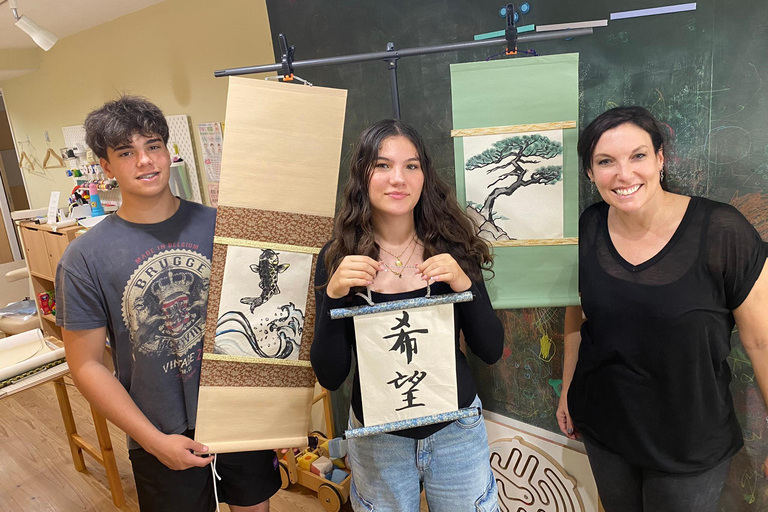 Tokyo: Calligraphy and Kakejiku (Hanging Scroll) Workshop Calligraphy/Painting) and Simple Magnetic Tapestry