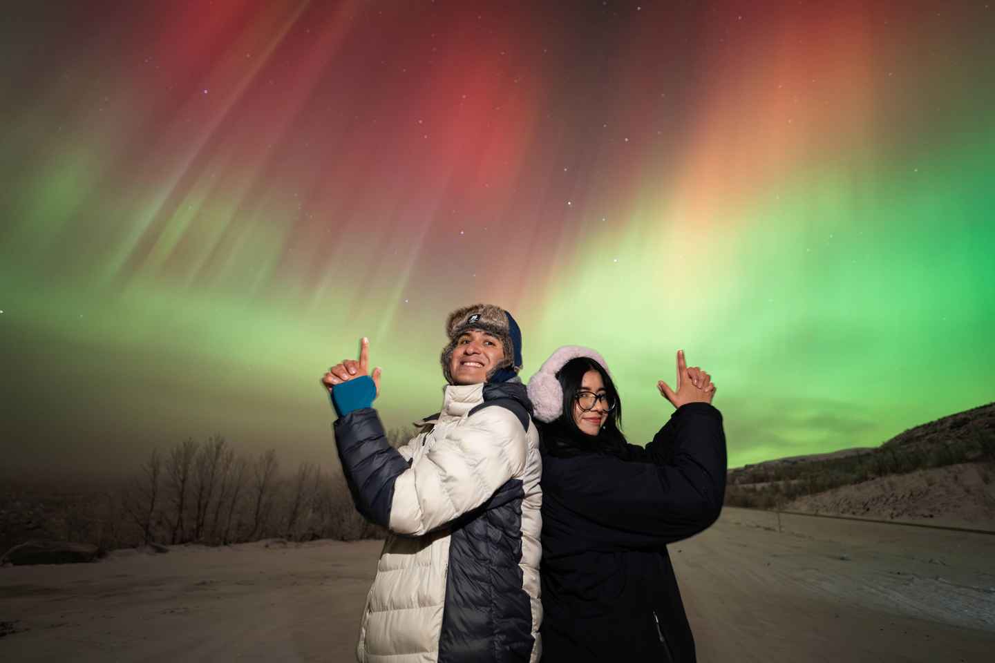 Rovaniemi: Guaranteed Aurora Hunt with Local Guides & Photos