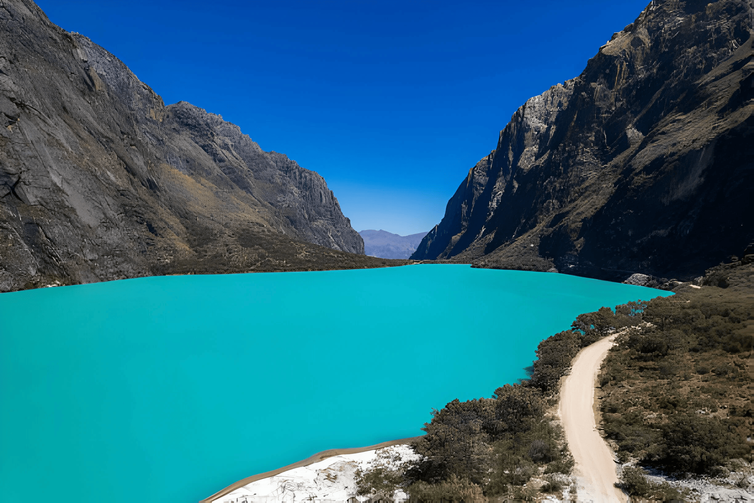 Von Huaraz aus: Tour zu den Llanganuco-Seen (Chinancocha-See)