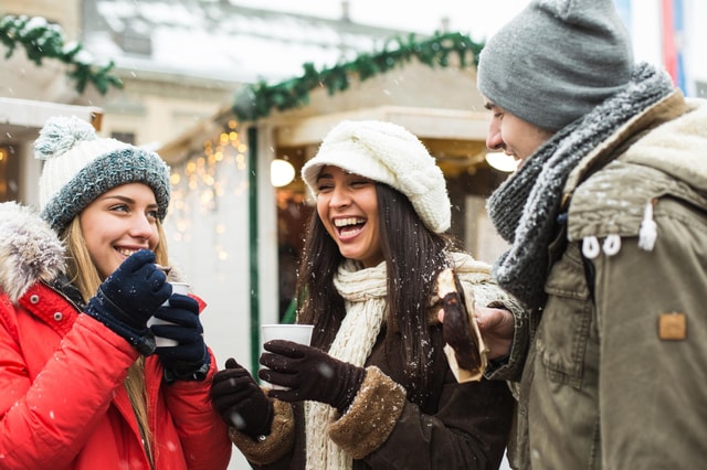 Private Christmas Walking Tour in Quebec Old Town Heritage