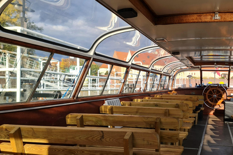Wrocław: Boat Cruise with licensed guide only for your group Wrocław guided walking tour and closed boat cruise