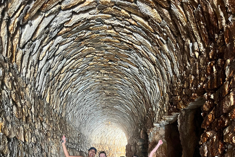 Mexico-Stad: Tolantongo-grotten, warmwaterbronnen en natuurlijke zwembadenMexico-Stad: Grutas de Tolantongo, warmwaterbronnen en natuurlijke zwembaden