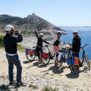 Marseille: Calanques Shore Excursion Electric Bike Day Tour
