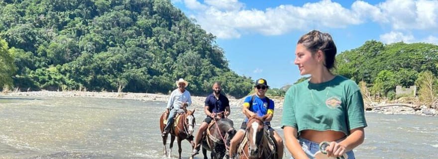 Puerto Vallarta : Randonnée à cheval, déjeuner et boissons illimitées