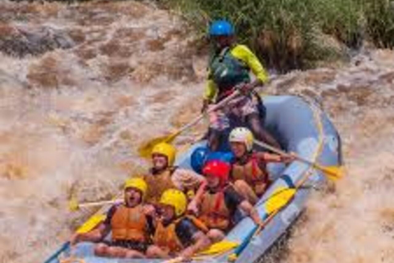Nairobi:Sagana River White Water Rafting Day Trip with Lunch