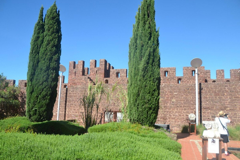 Depuis Albufeira : visite de Lagos, Sagres, Silves et Monchique