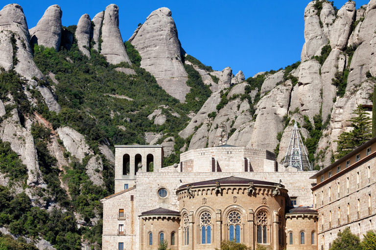 Depuis Salou : Monastère de Montserrat et 4 heures à Barcelone.