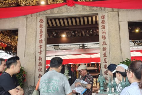 Underbelly Singapore: The Singapore Triad Walking Tour - Image 2