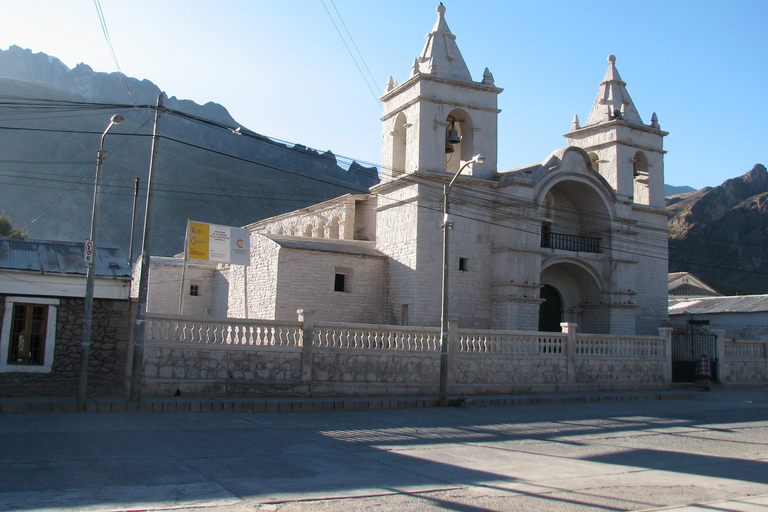 Colca Canyon 2 days, Arequipa with end to Puno