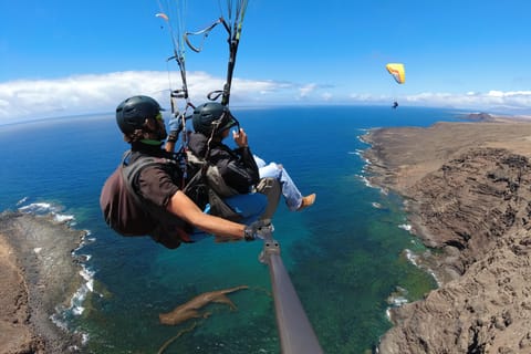 Lanzarote: Volo in parapendio tandem su Lanzarote