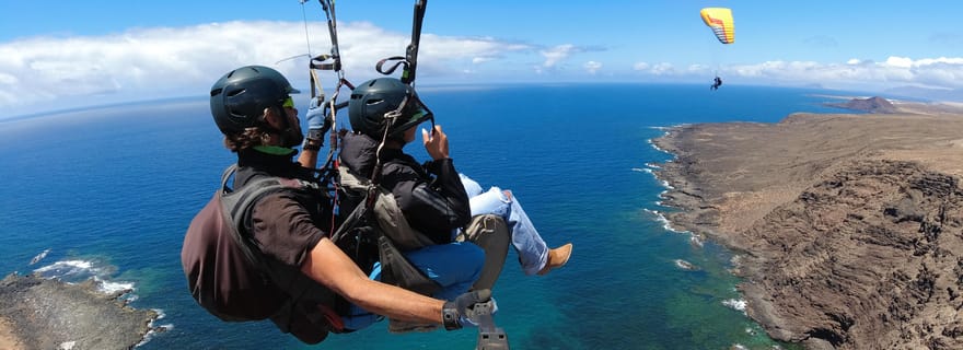 Lanzarote : Vol en parapente en tandem au-dessus de Lanzarote