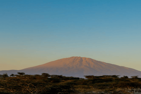 Arusha: 4-Day Mount Meru Climbing Adventure